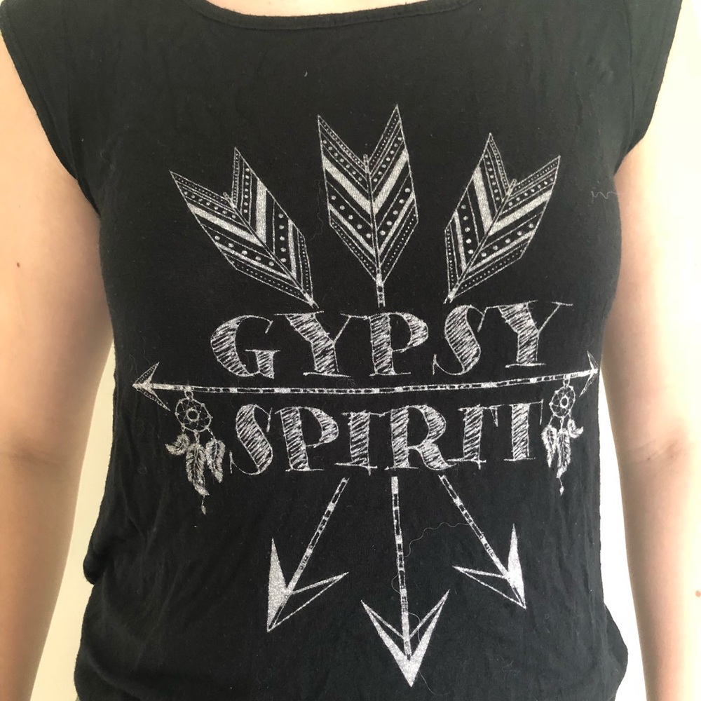 Black design t-shirt